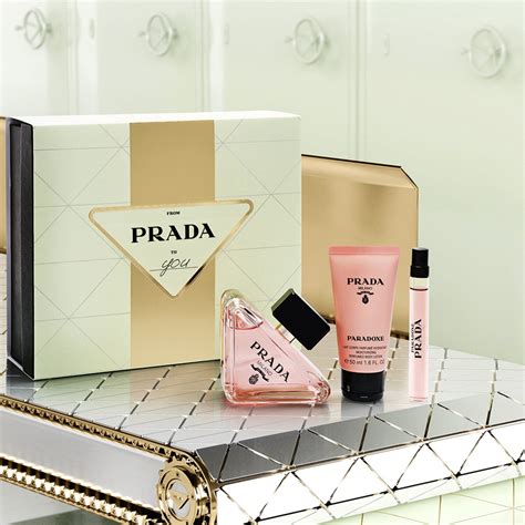 prada paradoxe gift with purchase|paradoxe perfume gift set.